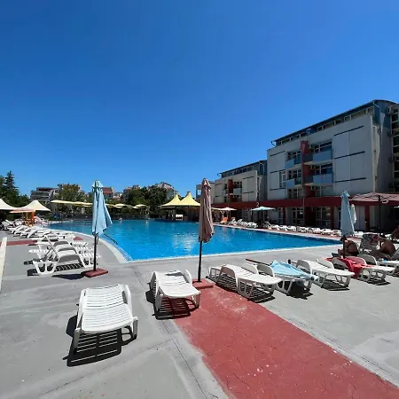 Sunny Elit3 - елит 3 апартамент * Slantchev Briag